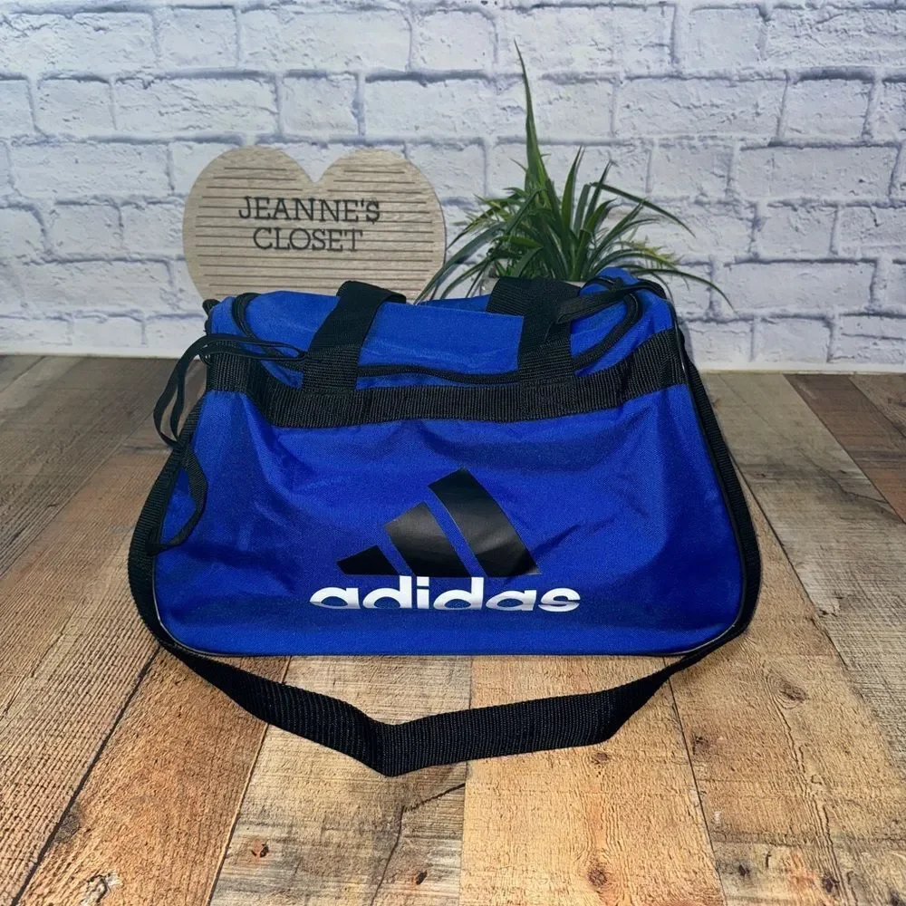Adidas Defender IV Small Duffle Bag blue